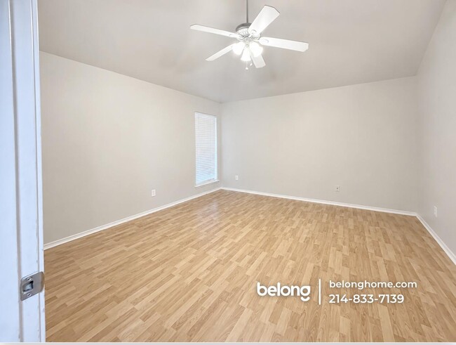 Photo - 807 Burr Oak Dr
