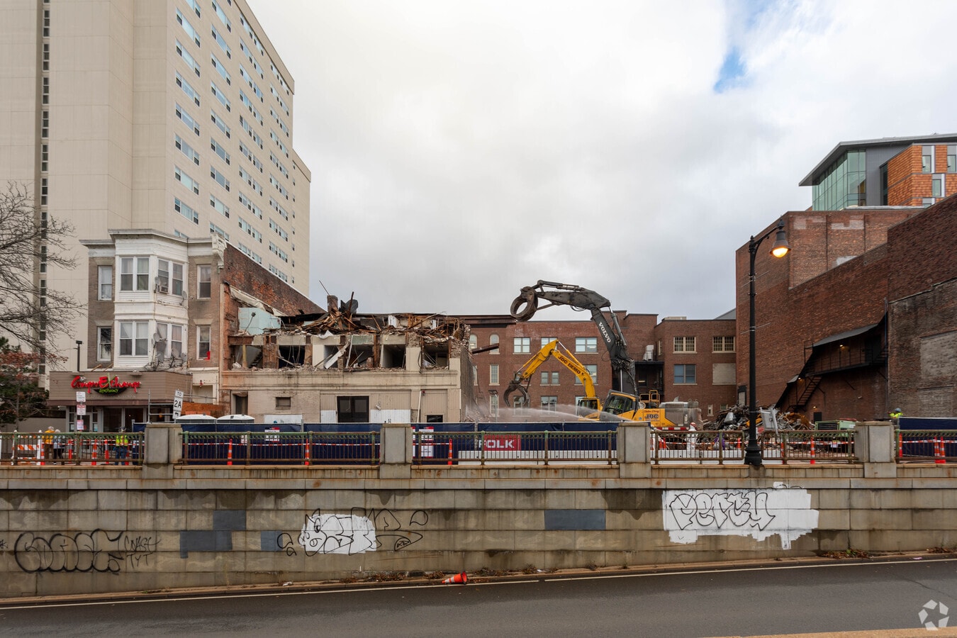 Photo - The Lyra Apartments