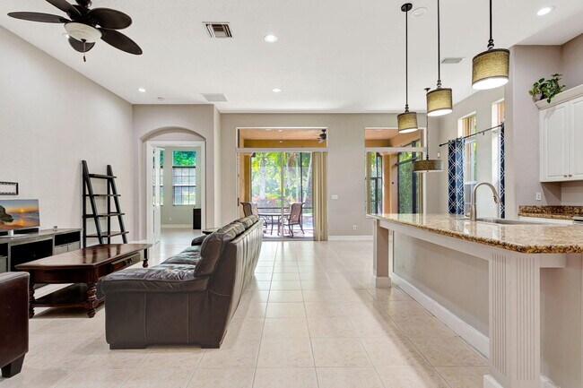 Photo - 8240 NW 105th Ln