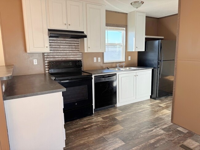 Photo - 709 N Power Glide Way