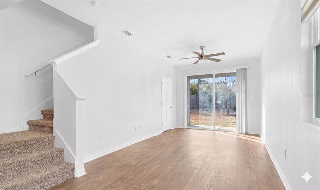 Photo - 57 Elmhurst Ln