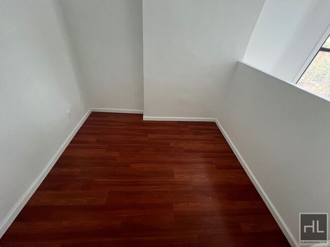 Photo - WASHINGTON AVENUE Unit 2L