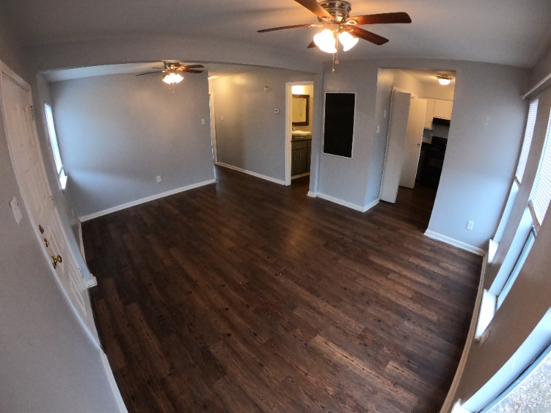 Photo - 402 Manuel Dr