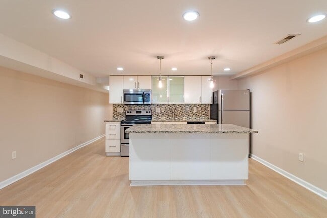 Photo - 1459 Chapin St NW