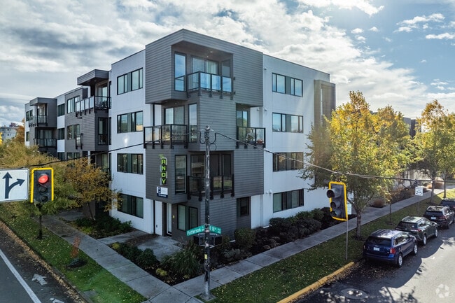 Building Photo - The Andy