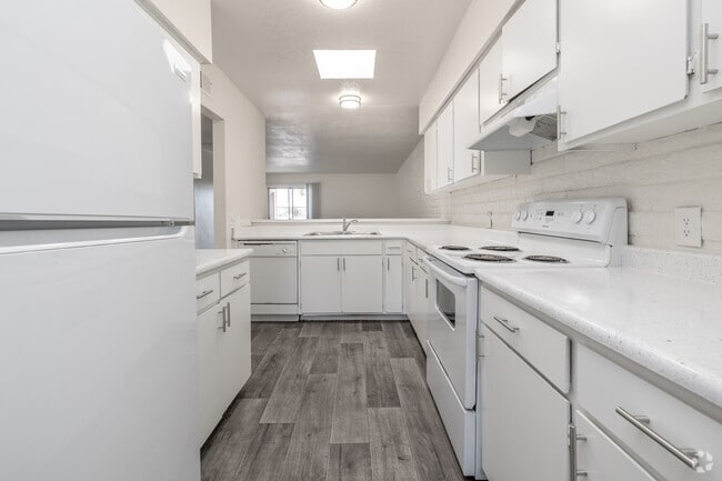 Interior Photo - Taylor Heights LLC