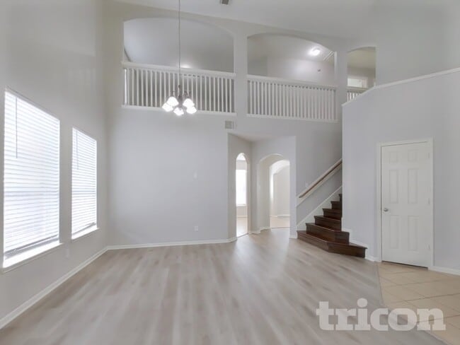 Photo - 21526 Lovis Way