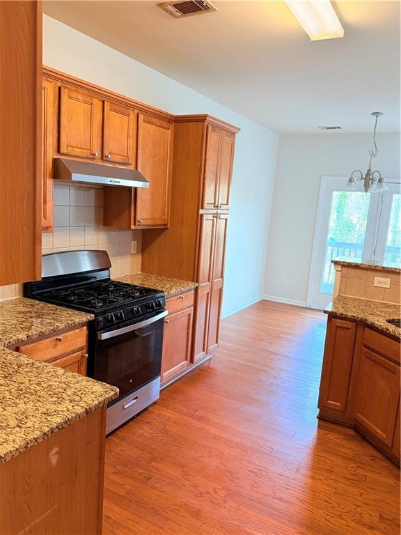 Photo - 549 Granite Ct NW