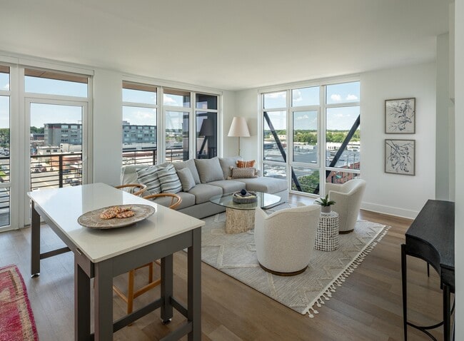 Oversized Windows for Ample Natural Lighting - Otis Apartments