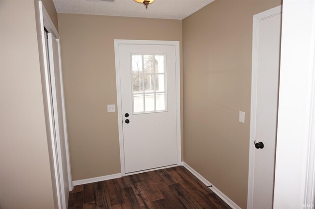 Photo - 7231 Elmbrook Dr