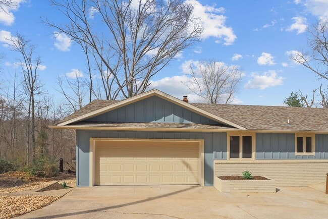 39 Salen Ln