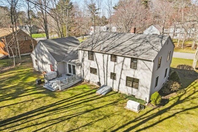Photo - 6 Iris Dr