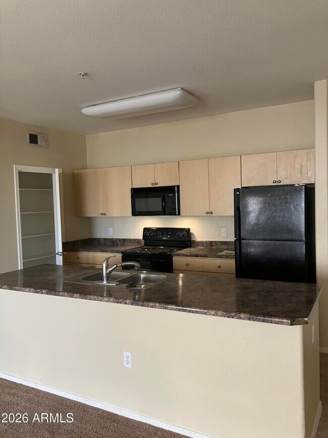 Photo - 18416 N Cave Creek Rd Unit 6