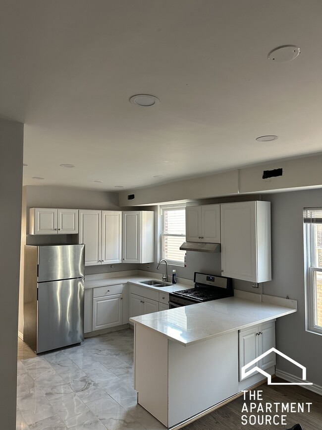 Building Photo - 4033 W Crystal St Unit 1