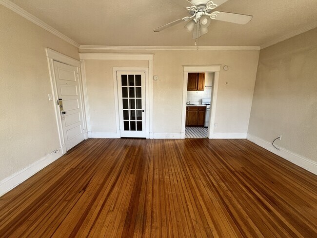 Photo - 1531 N Washington St Unit 10