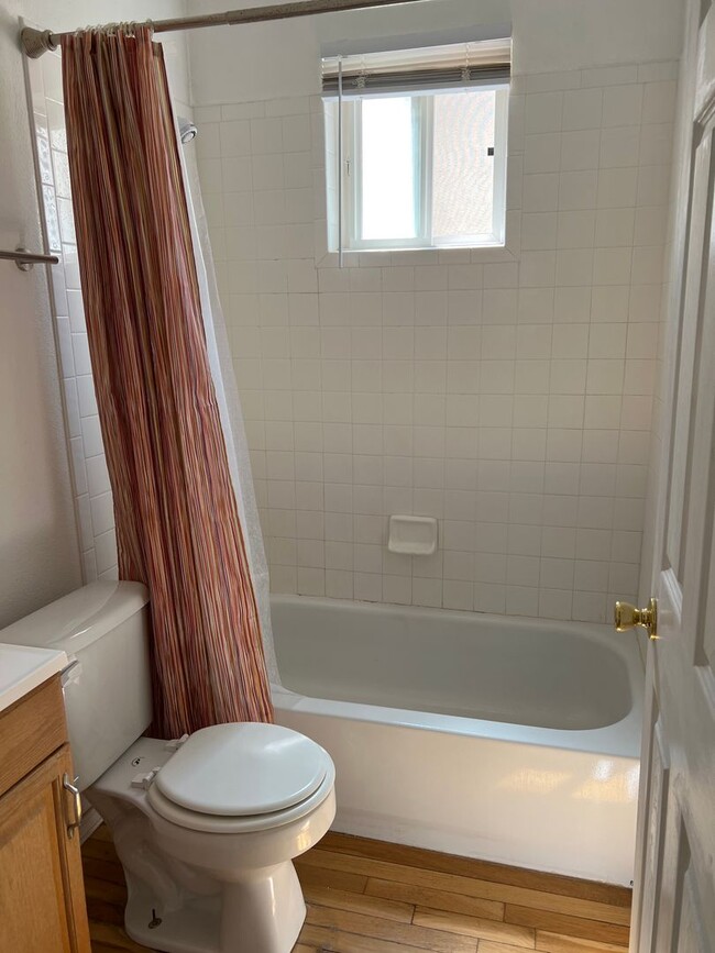 Photo - 1521 Gold Ave SE Unit House