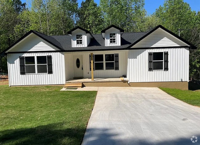 Building Photo - 1590 Needham Dr Rental