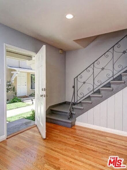 Photo - 321 Cameron Pl