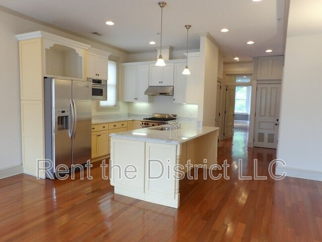 Photo - 1130 5th St NW Unit #3