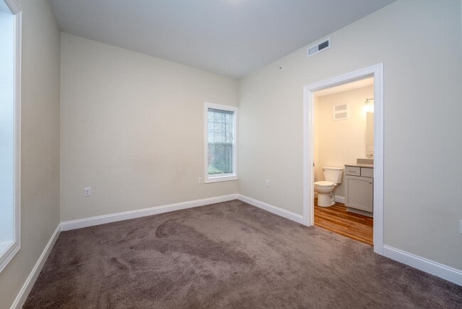 Photo - 31 Mary Helen Pl