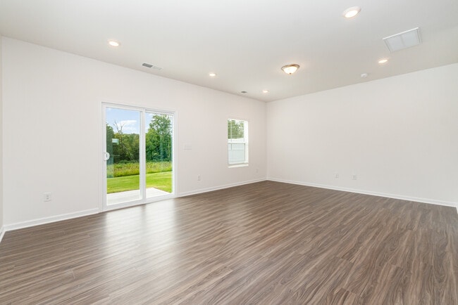 Photo - 3209 Lilac Grove Dr