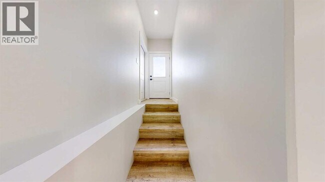 Photo - 9513-9114 114 Ave