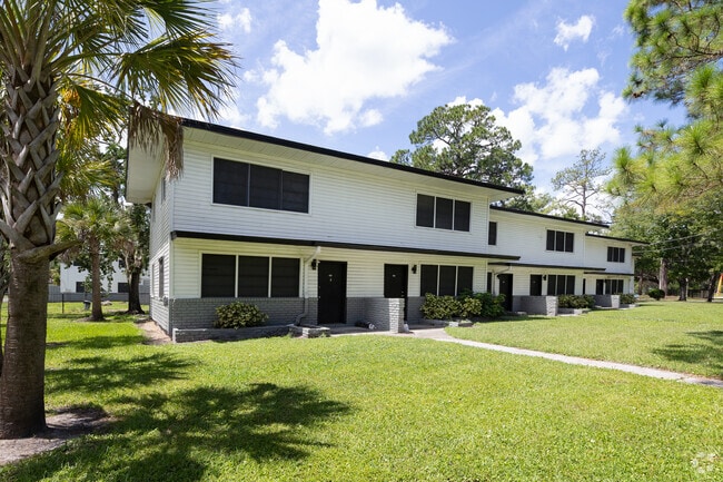 Building Photo - Ortega Village Rental