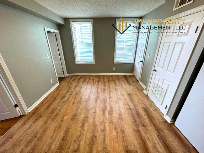 Photo - 321 Union St Unidad 1N