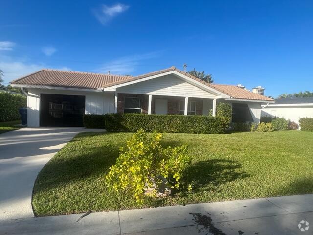 Building Photo - 1260 Manor Dr Rental
