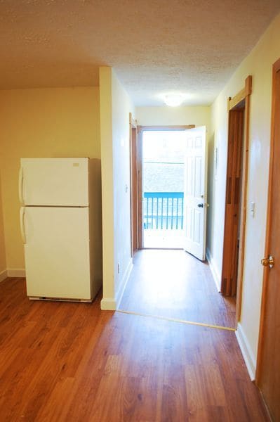 Building Photo - 1728 I St Unit 3