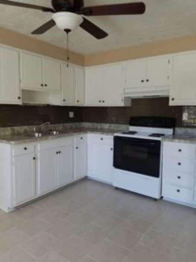 Photo - 1-Bedroom, 1-Bath Unit 458-F