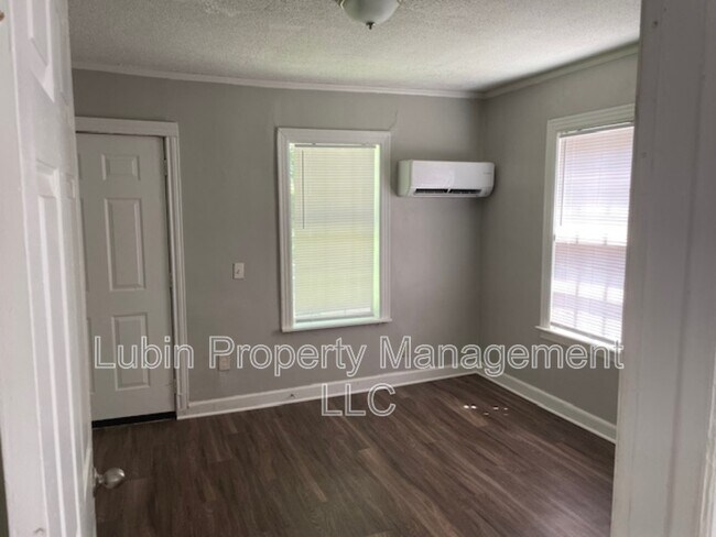 Photo - 3450 Carrington Rd