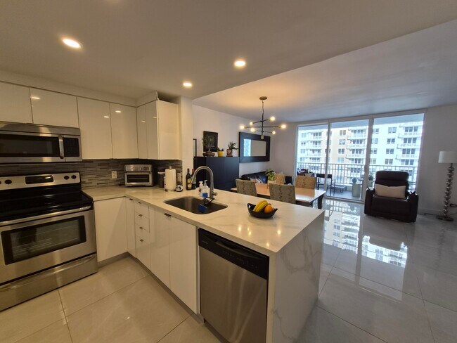 Photo - 701 Brickell Key Blvd Unit 2008