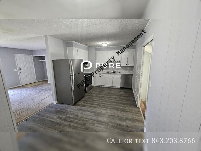 Photo - 364 Holly Ave