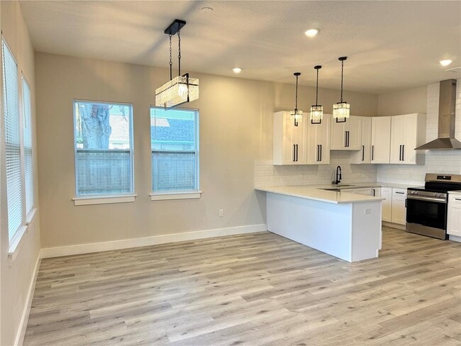 Photo - 1919 30th Ave N