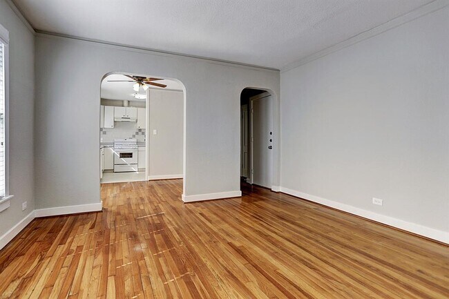 Photo - 1810 W Alabama St Unit 4