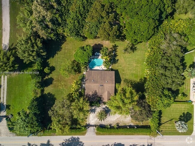 Building Photo - 6411 SW 185th Way Rental