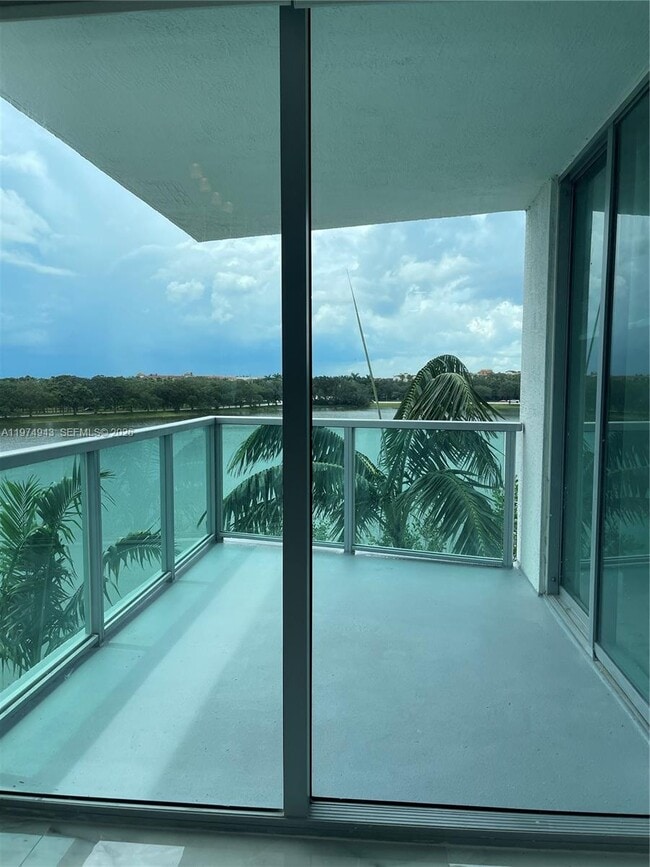 Photo - 2681 N Flamingo Rd Unidad 401S