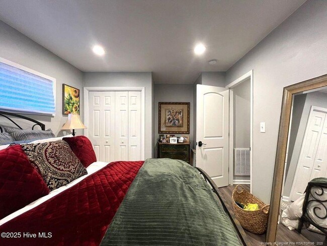 Photo - 105 Scuppernong Ct