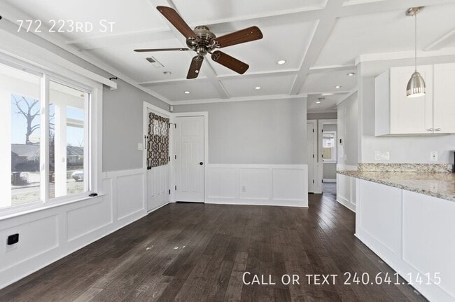 Photo - 772 223rd St