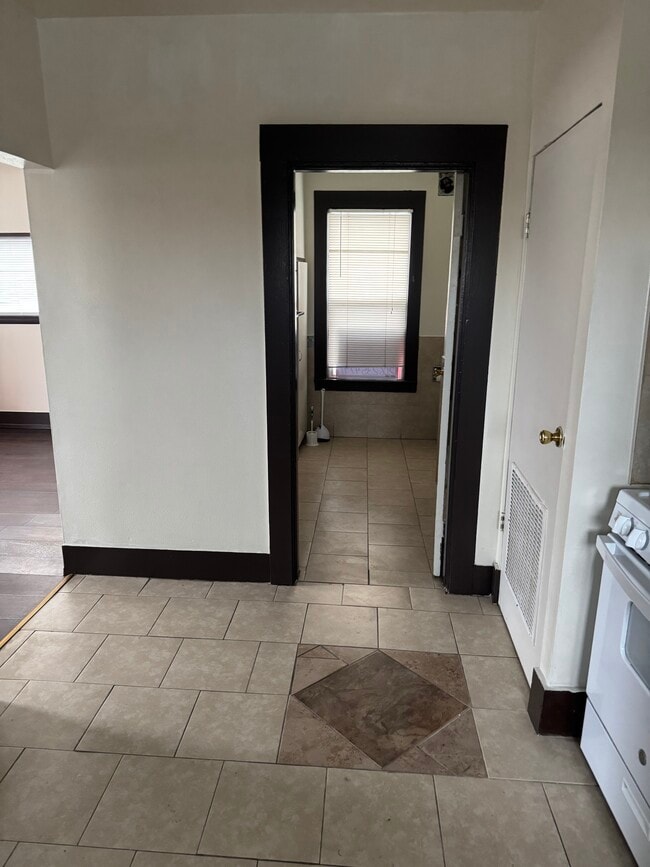 Photo - 12 D St NW Unit 6