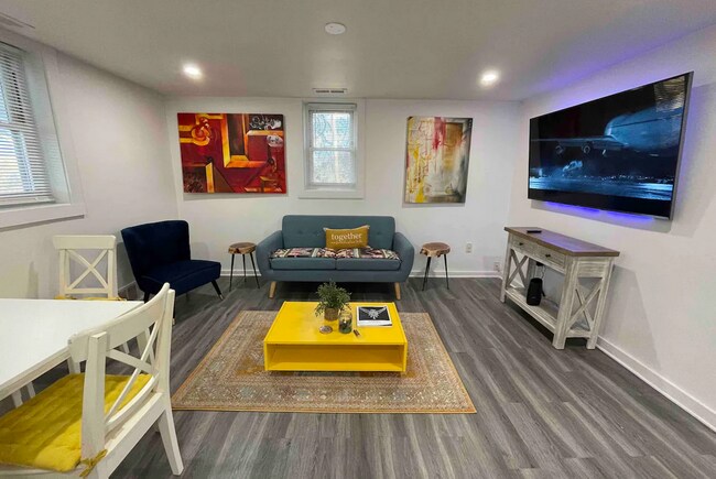 Photo - 14 Whipple Way