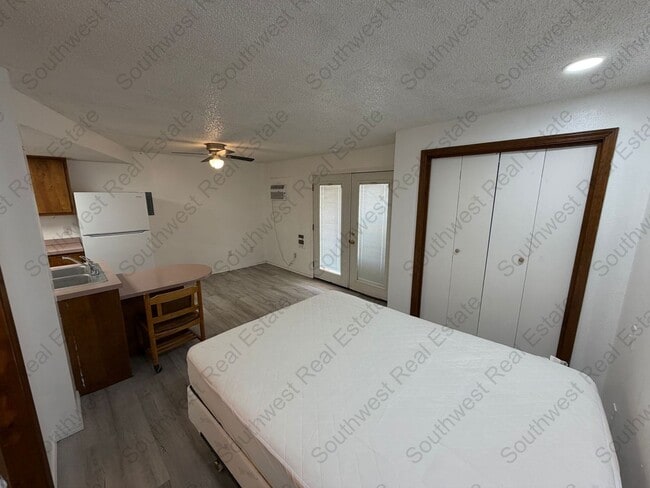 Photo - 1409 S Prince St