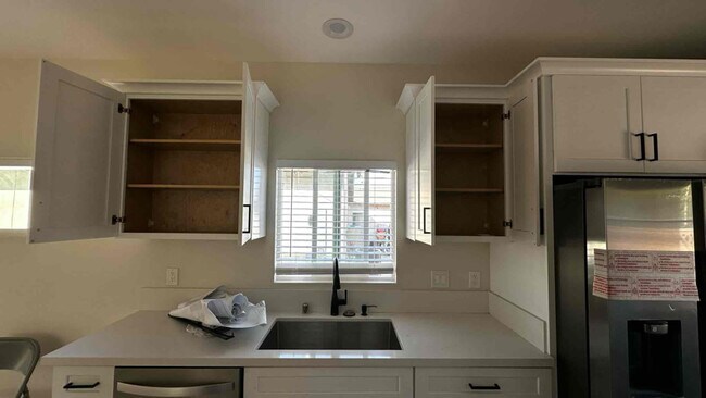 Photo - 1540 W Chanticleer Rd