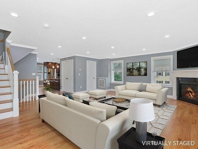 Photo - 172 Bright St Unit 4