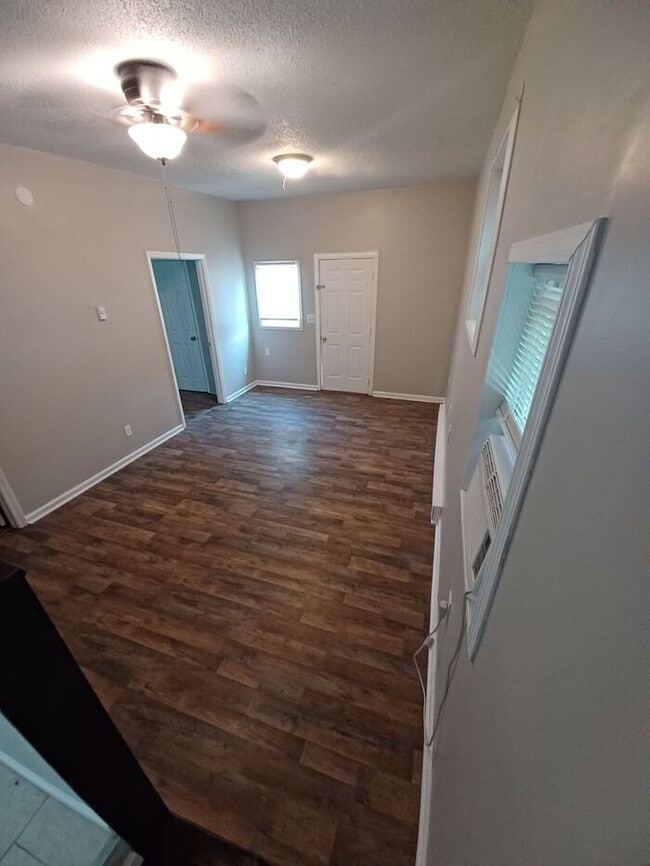 Photo - 2BD/1BA Duplex in Morganton Unit B