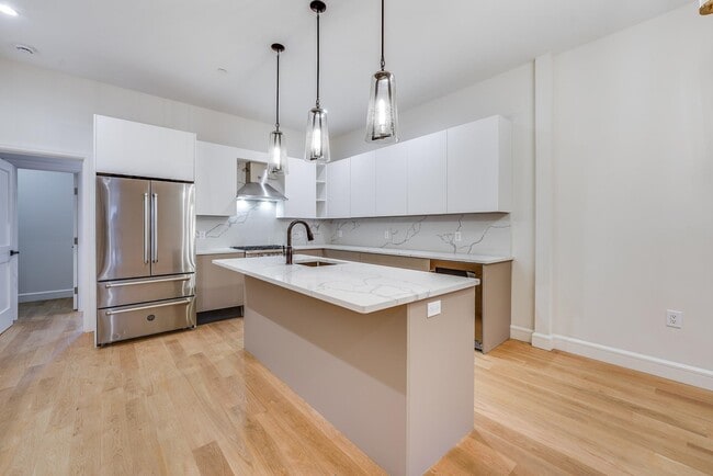 Photo - 1021 Washington St