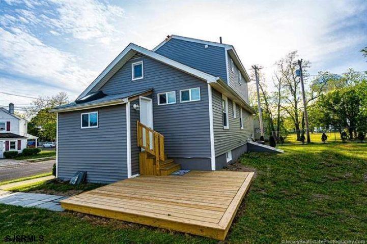 Photo - 582 2nd St