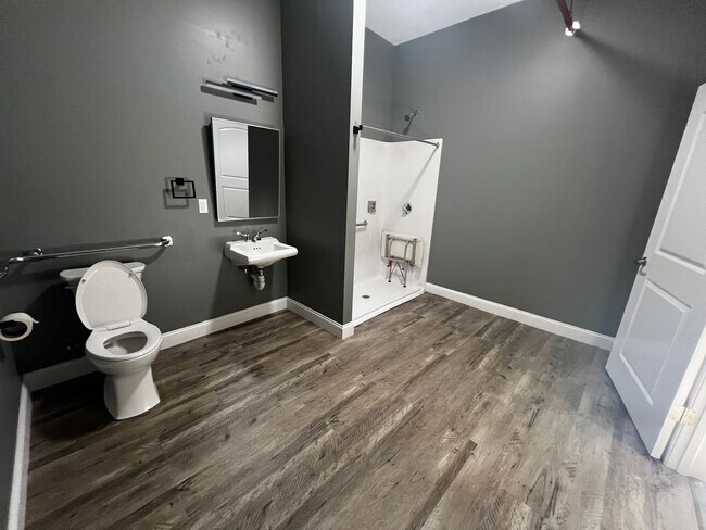 Photo - 70 Webster St Unidad 102