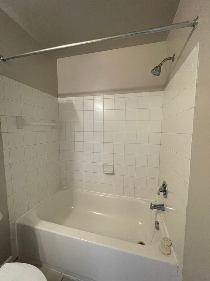 Photo - 17-1731 Momen Unit 17-1731 - B